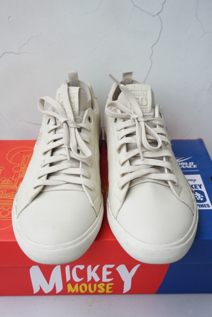 World Balance Habi Mickey Mouse Men s Fashion Footwear Sneakers on Carousell