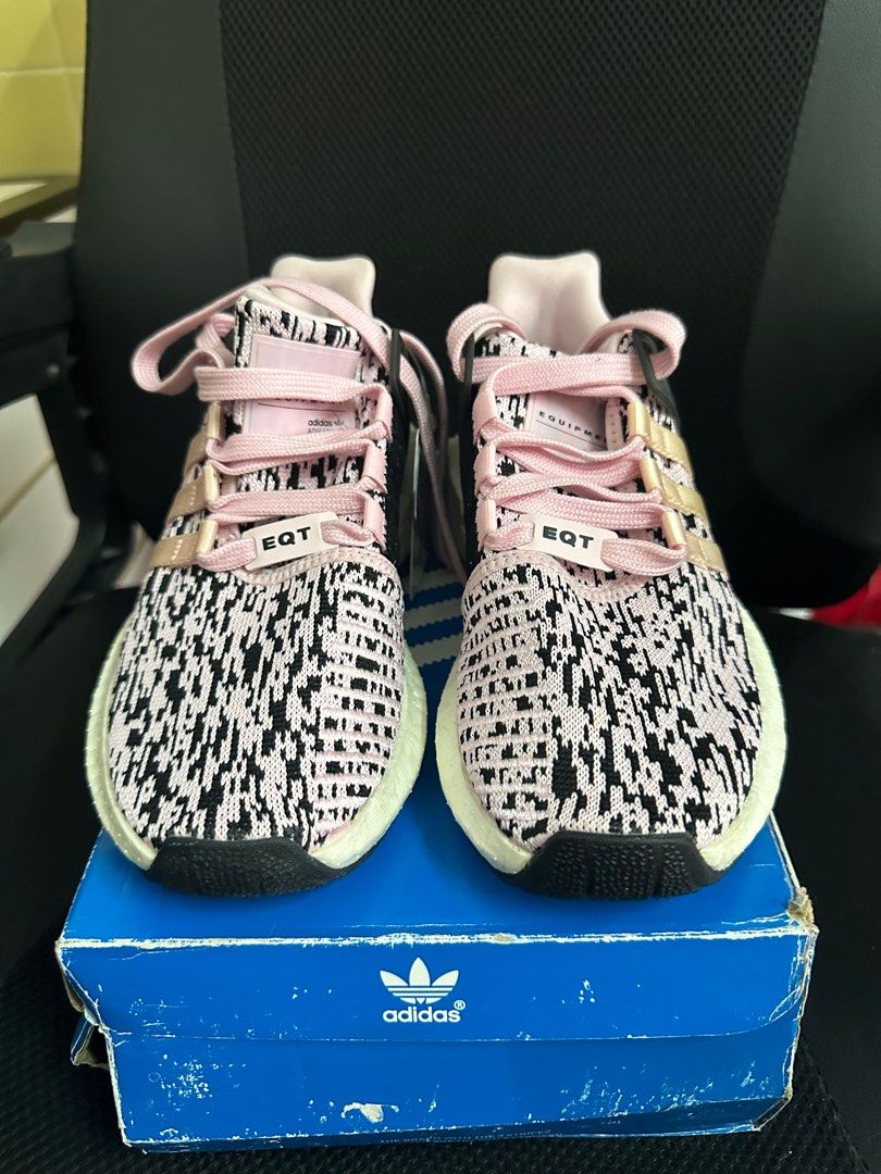 Eqt black pink top