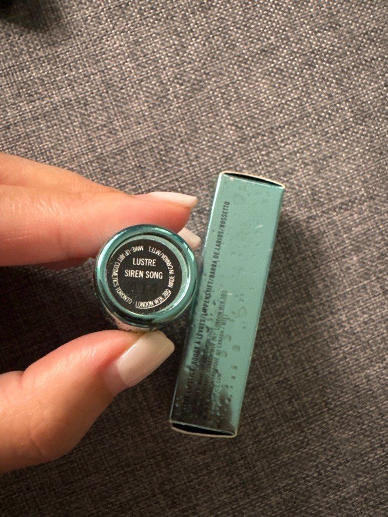 Authentic Mac 🫦 (Category: Makeup) located in Davao. Submitted by eiynah (Listing ID 1326024432, Image 3). Description: 💋 Bnew but with flaw 💋 Decluttering.