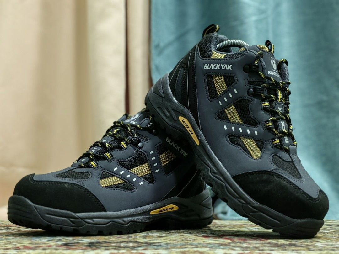 Black yak hiking shoes shop