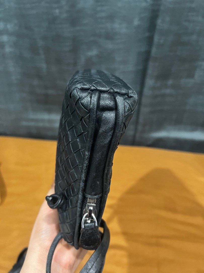 BOTTEGA (Category: Luxury Bags & Wallets) located in Tarlac. Submitted by mysecretbliss (Listing ID 1326134854, Image 3). Description: 💯% AUTHENTIC Bottega Veneta Nappa Intrecciato Nodini Crossbody Messenger Base length: 9.25 in Height: 7.50 in Width: 2.00 in Drop: 21.50 in.