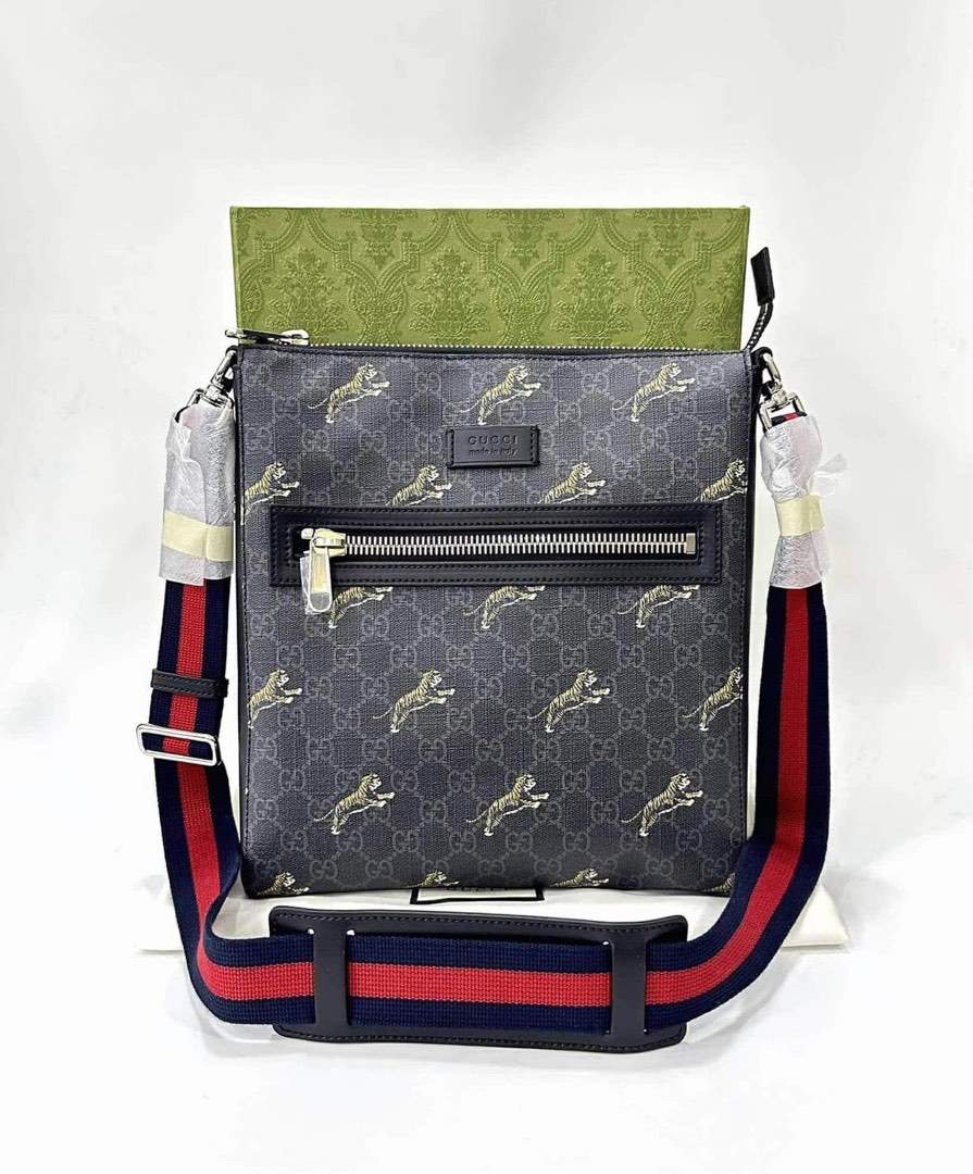 Gucci messenger bag with tiger deals