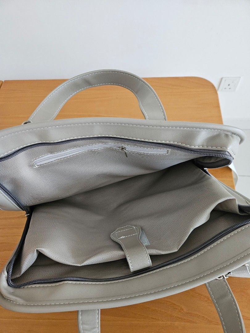 Brand new laptop bag, Computers & Tech, Parts & Accessories, Laptop