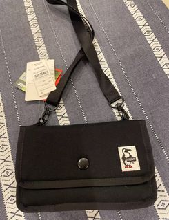 (Category: ) located in . Submitted by thriftlet (Listing ID 1325989934, Image 1). Description: .