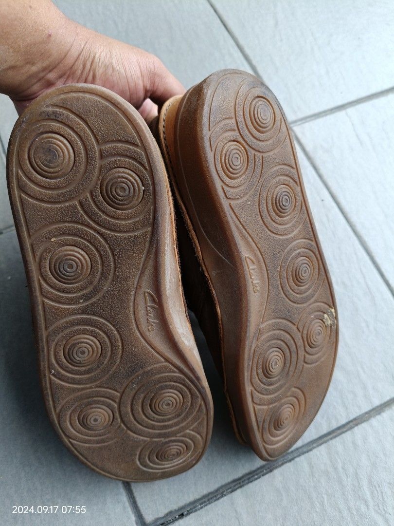 Clarks oakland rise boots top