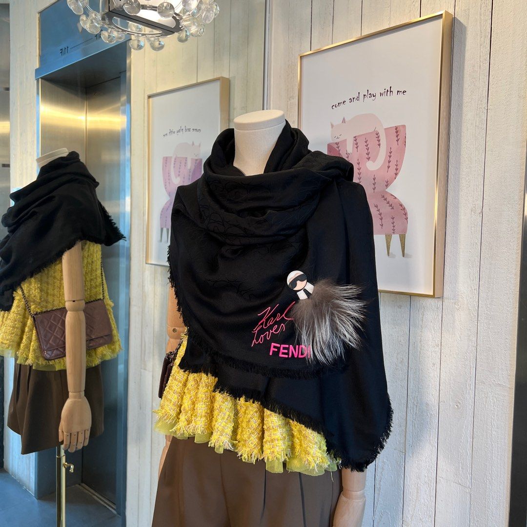 Fendi karlito scarf top