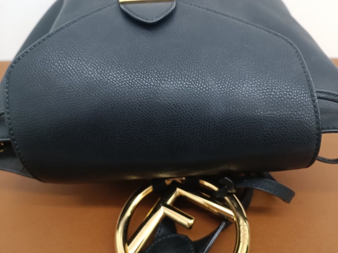 FENDI VITELLO CRUISE F IS FENDI BACKPACK BLACK LEATHER GHW 8BZ043 A18B 198 8241
