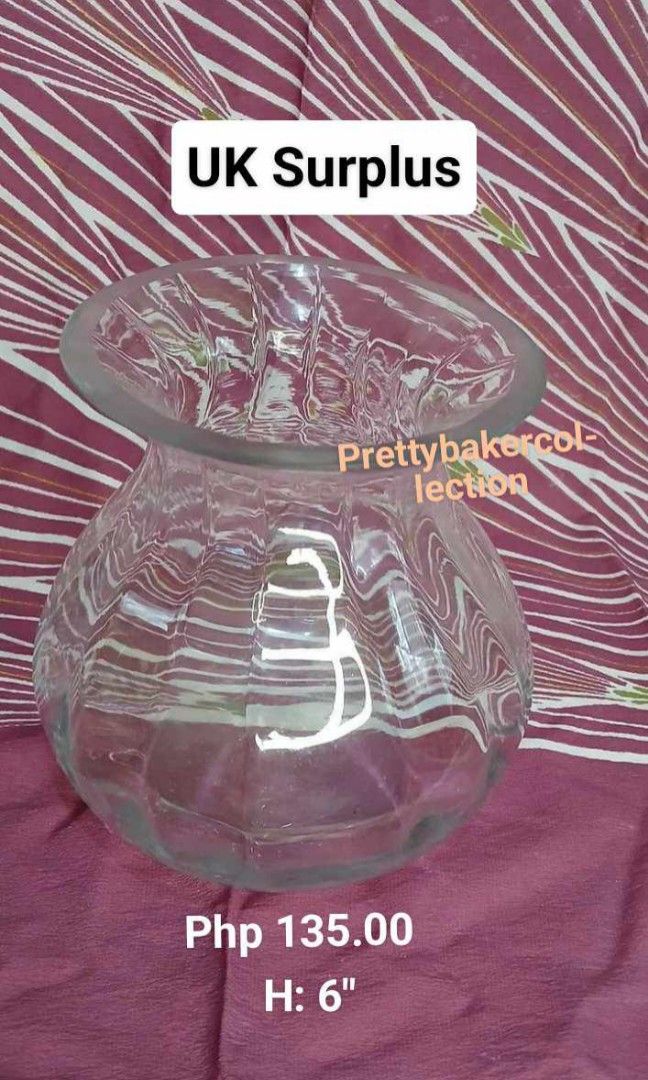 Glass Vases from UK Surplus (Category: Vases & Decorative Bowls) located in San Pedro. Submitted by PrettyBakersCollection (Listing ID 1326140091, Image 3). Description: Please see pictures for the price.