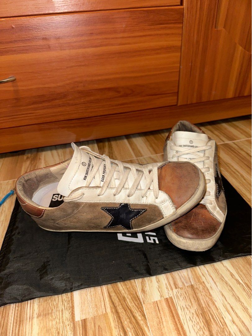 Golden Goose Women s Superstar Tan Suede Indigo Star Sneaker