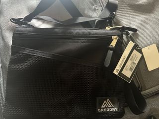 （分類：）位於 。 由 hkhong 提交（商品編號 1325995050，圖片 1）。簡介： 。