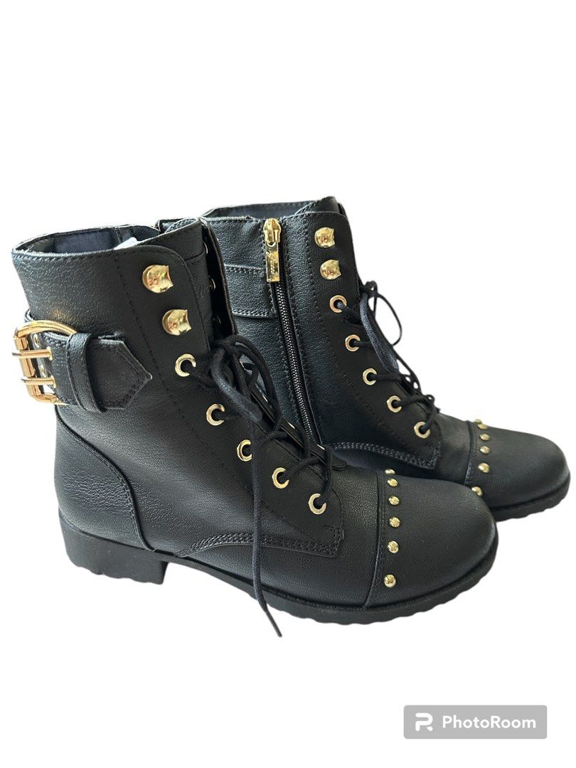 Guess black boots gold buckle best sale