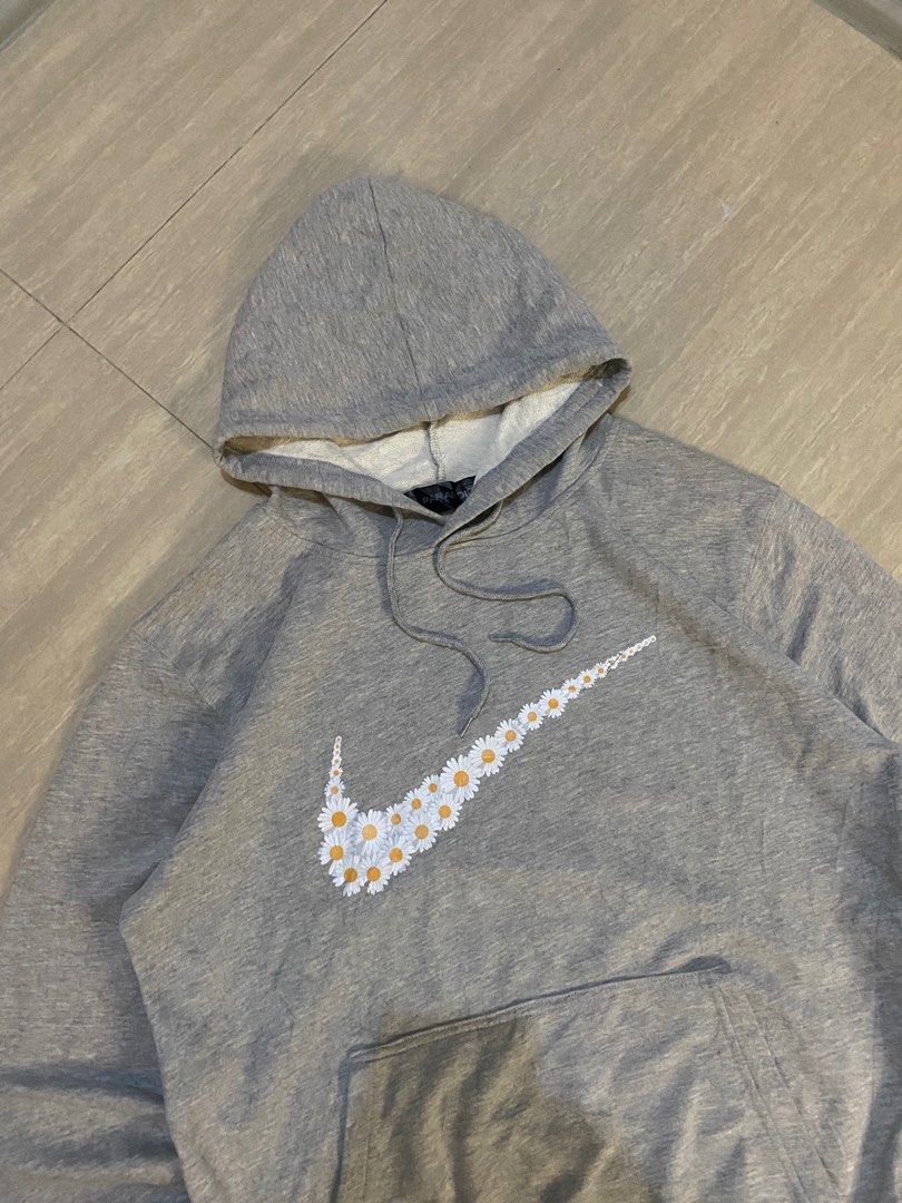 Hoodie Nike x Paranoise second Fesyen Pria Pakaian Atasan di Carousell