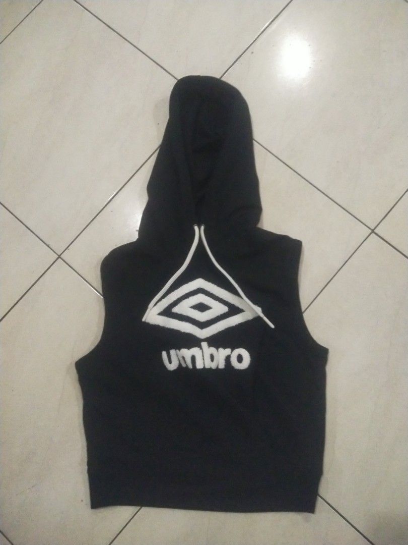Umbro sleeveless hoodie on sale