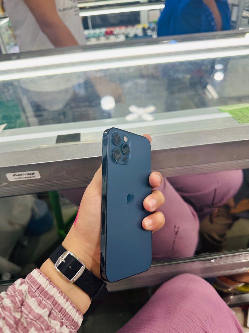 Iphone 12 Pro 128gb 95% batt FU (Category: iPhone 12 Series) located in San Juan City. Submitted by javedsgadgetshop (Listing ID 1326117226, Image 3). Description: OPEN FOR INSTALLMENT VIA CREDIT CARD/GGIVES/SPAY/BILLEASE & SWAP/TRADE-IN! BUY AND SELL! Quick Specs : Iphone 12pro •128gb •NTC Variant •95% batt health •Factory Unlock •95% Smoothness •No hidden issue | No Repaired •100% Authentic | Not Refurbished •w/ OEM Charger & store warranty ❣️ 