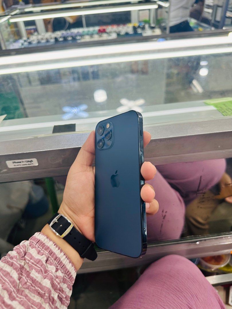 Iphone 12 Pro 128gb 95% batt FU (Category: iPhone 12 Series) located in San Juan City. Submitted by javedsgadgetshop (Listing ID 1326117226, Image 2). Description: OPEN FOR INSTALLMENT VIA CREDIT CARD/GGIVES/SPAY/BILLEASE & SWAP/TRADE-IN! BUY AND SELL! Quick Specs : Iphone 12pro •128gb •NTC Variant •95% batt health •Factory Unlock •95% Smoothness •No hidden issue | No Repaired •100% Authentic | Not Refurbished •w/ OEM Charger & store warranty ❣️ 