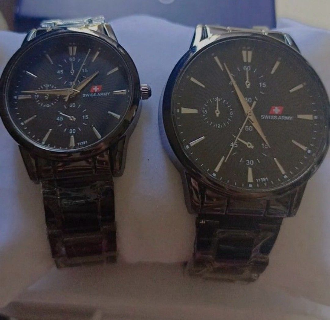 Jam tangan couple Swiss Army Fesyen Pria Jam Tangan di Carousell