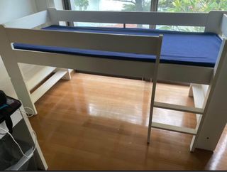 (Category: ) located in . Submitted by d1995 (Listing ID 1326102914, Image 1). Description: .