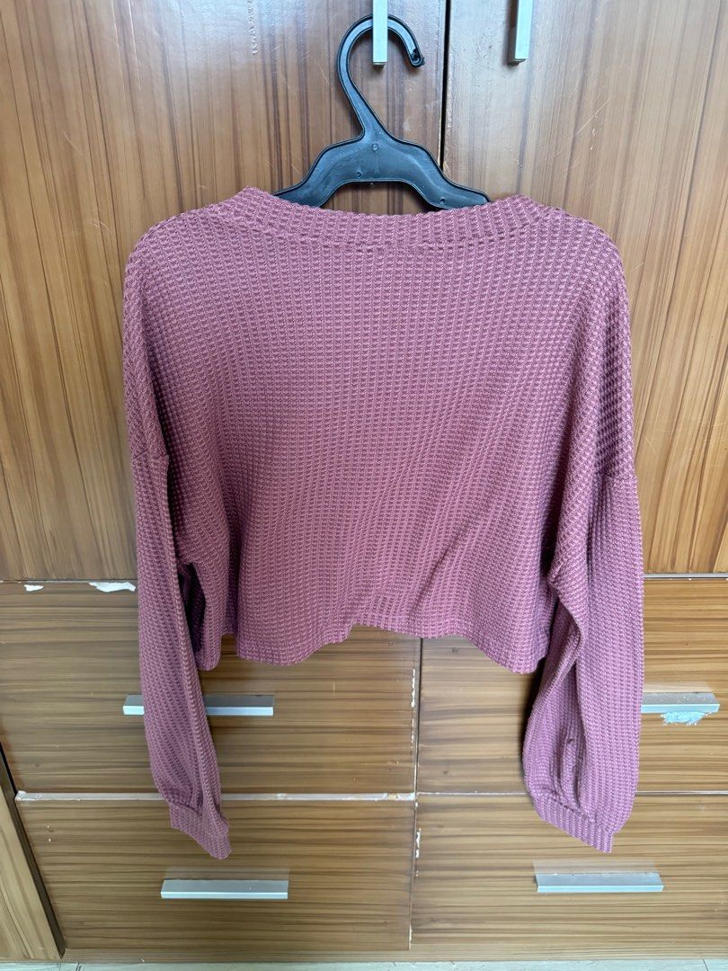 Maroon cropped sweater shop