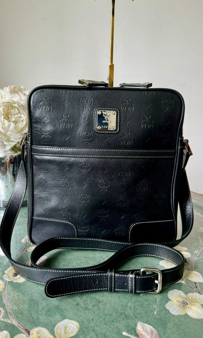 Mcm sling bag for men 2025