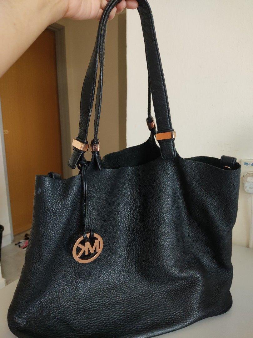 Michael kors Colgate Reversible tote bag. Luxury Bags Wallets on Carousell
