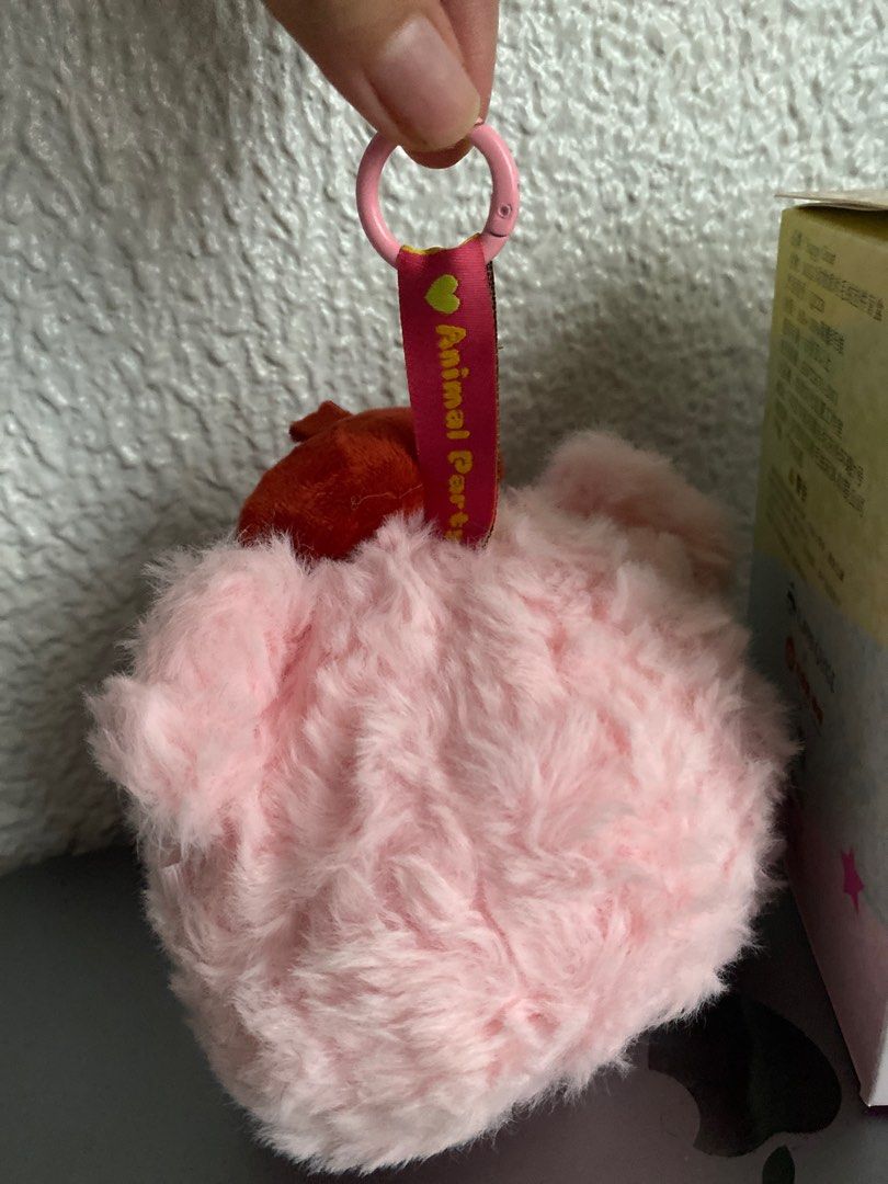 Migo Animal Party (pig) (Category: Designer & Blind Box Toys) located in Quezon City. Submitted by declutteringthingzzz (Listing ID 1326049573, Image 3). Description: Fresh pull RFS: Duplicate/ want other characters.