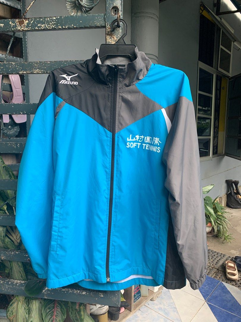Mizuno windbreaker top