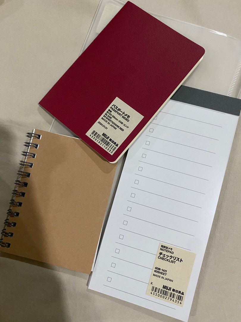 MUJI set - notepad and notebooks with slider bag, Hobbies & Toys ...