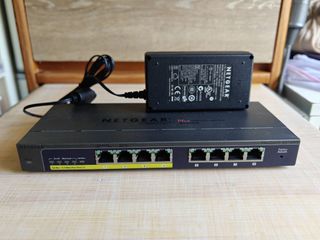 Netgear POE switch63008143471235110