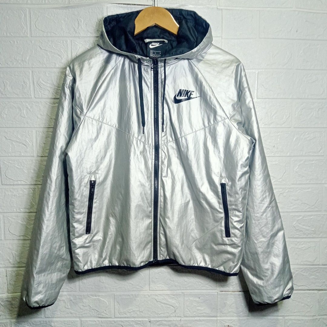 Nike metallic windrunner clearance