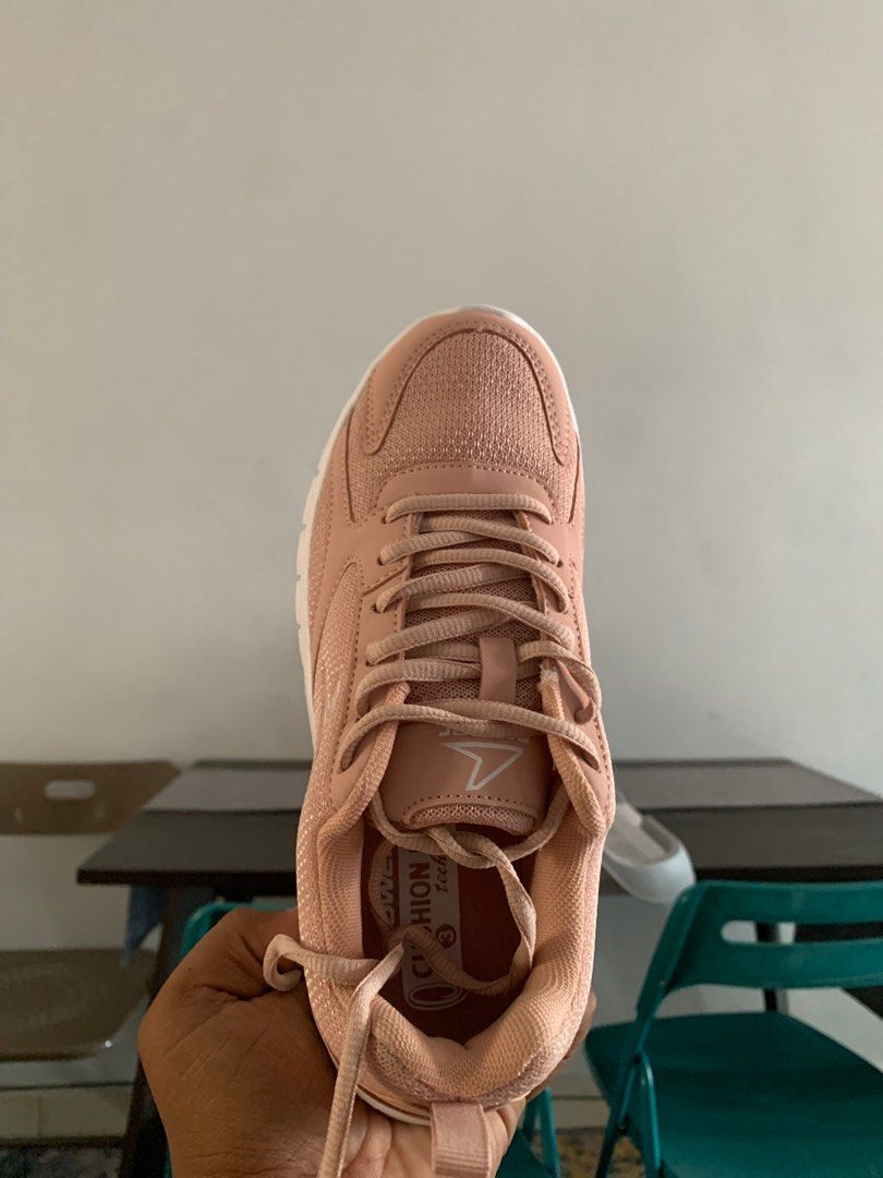 Exclusive trainers online store