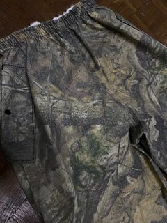 (Category: ) located in . Submitted by constco._store (Listing ID 1326130244, Image 1). Description: .