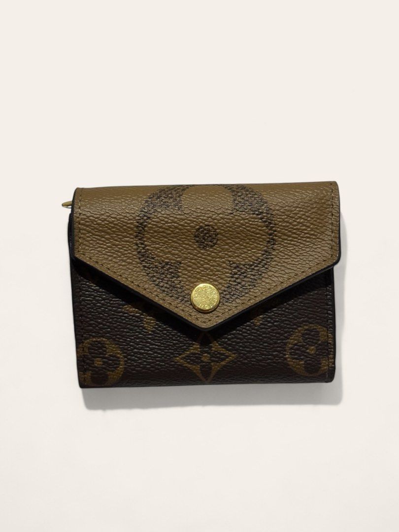Lv zoe wallet price singapore shop