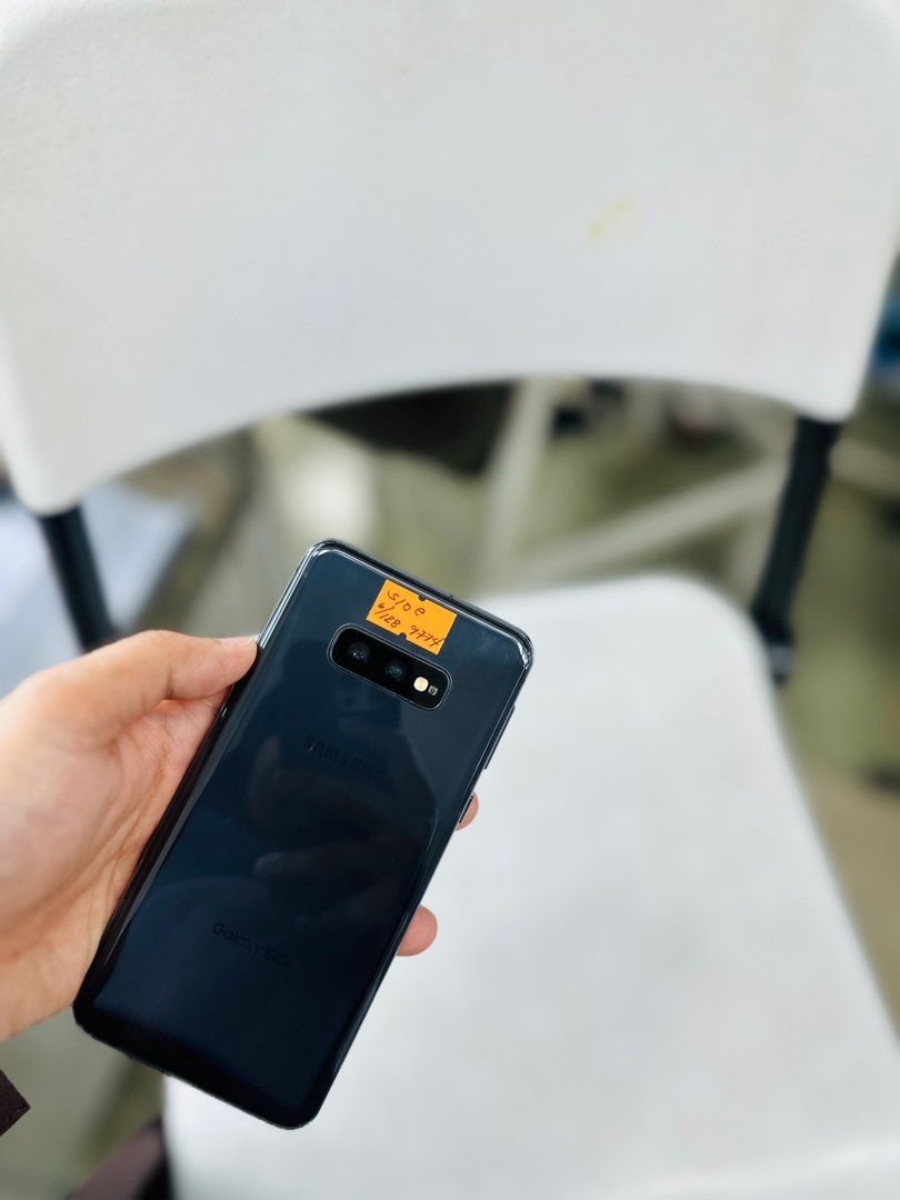 Samsung S10e 6/128GB OPENLINE NO ISSUES DUALSIM (Category: Samsung) located in San Juan City. Submitted by saabangadgetshop (Listing ID 1326118977, Image 3). Description: Onhand | Pre-owned Samsung S10e 6/128gb OPENLINE NO HIDDEN ISSUES NO HISTORY OF REPAIR 99%Smooth TEST TO SAWA RESET ALL YOU WANT NOT REFURBISHED AUTHENTIC PHONE ALL WORKING Mode of Payment : ⬇️ ▪️Cash ▪️Bank Transfer ▪️Gcash 📍Installment available here thru: 📍 ▪️Credit Card + 