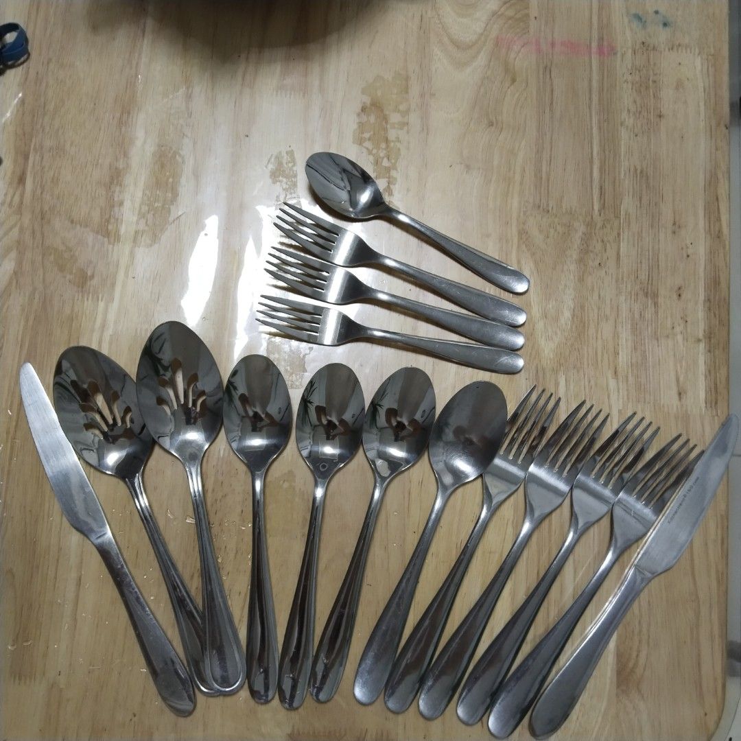 Stainless Steel Flatware Mixed Lot 16 pieces (Category: Dinnerware & Cutlery) located in San Jose. Submitted by salt02 (Listing ID 1326049953, Image 1). Description: 16 pcs from US quality stainless steel what you see is what you get in good condition.