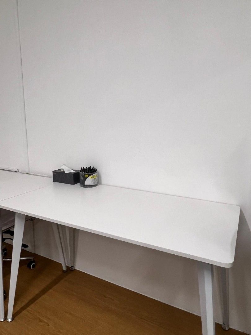 Table (Category: Tables & Sets) located in Singapore. Submitted by sc.loan.sg (Listing ID 1326043065, Image 3). Description: Brand new table Can be used as work desk or study table. Total number of tables : 6 Price : $50 each.