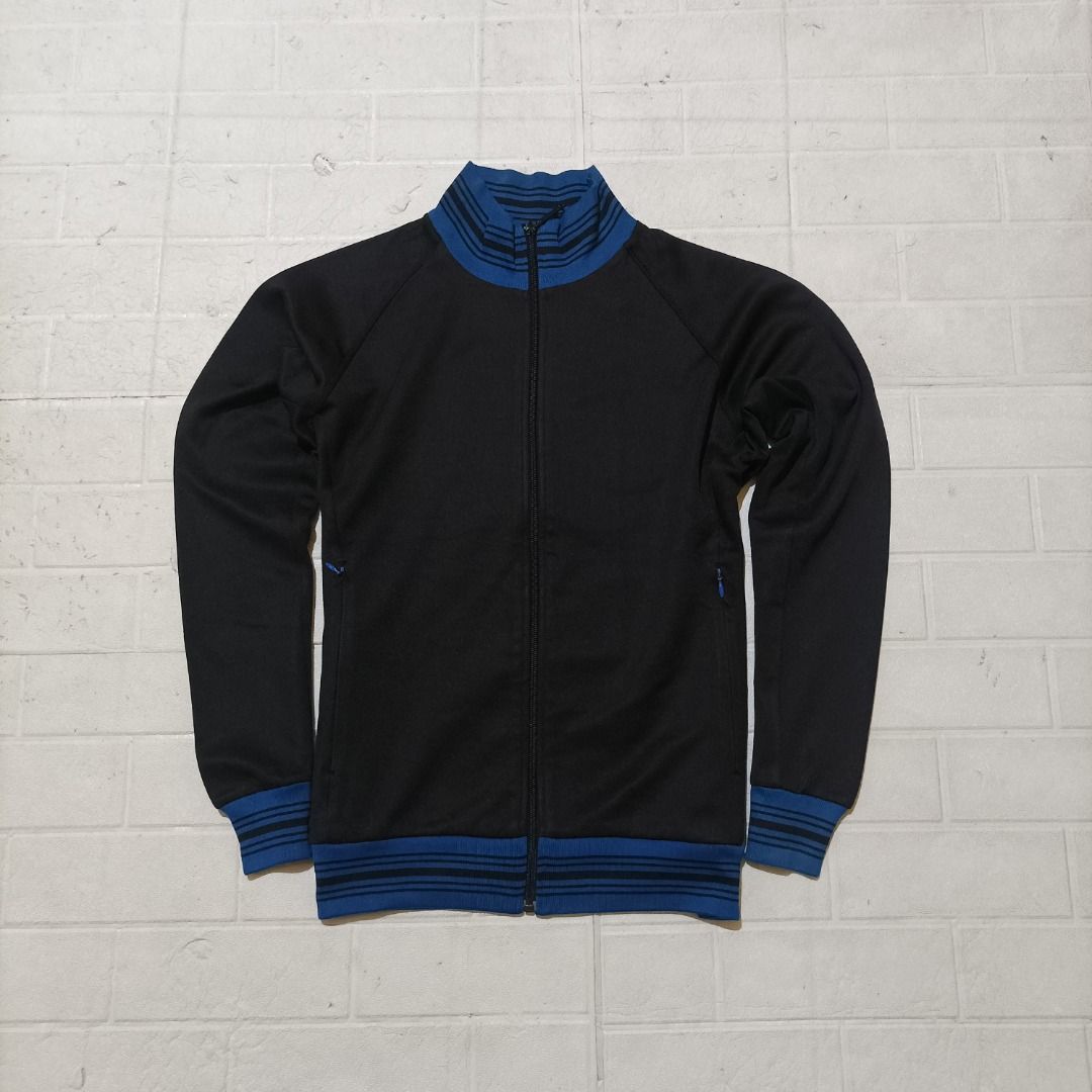 Tracktop uniqlo hotsell