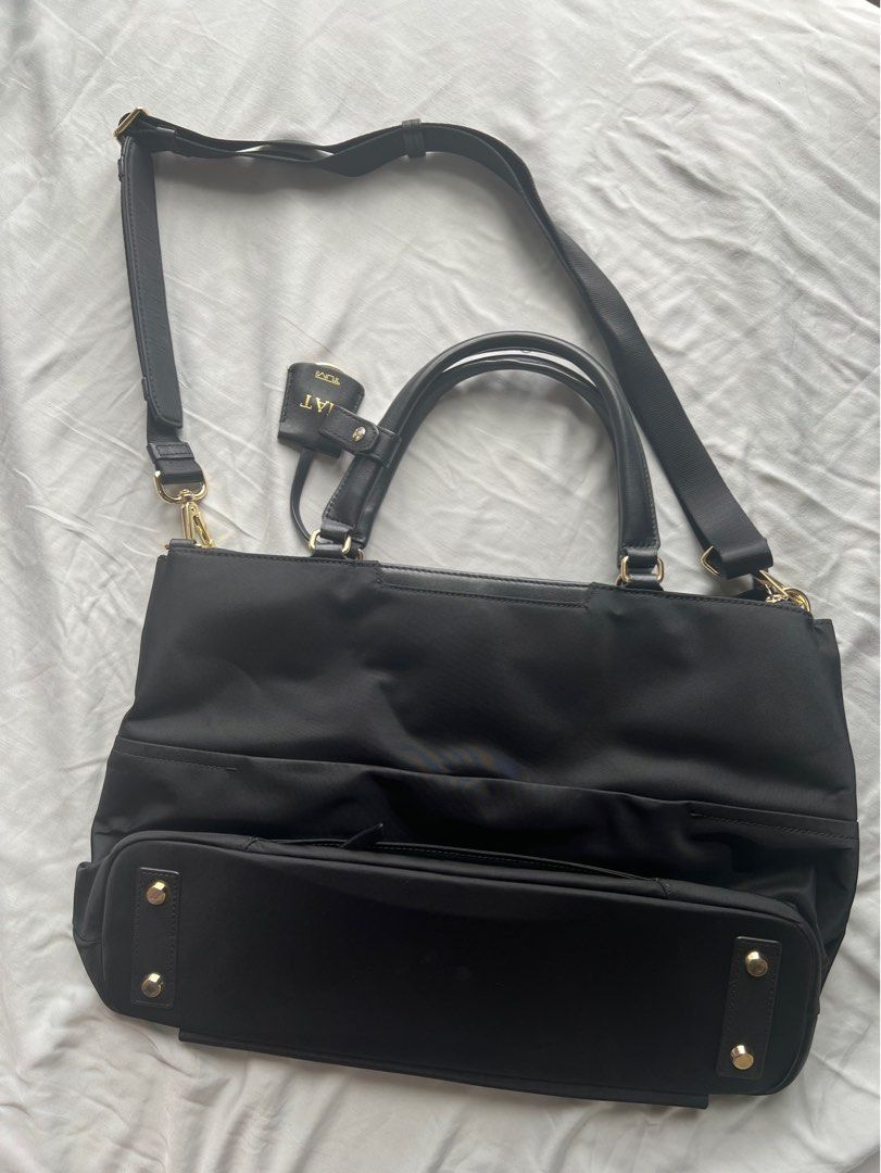 Tumi sheryl small business tote 2025