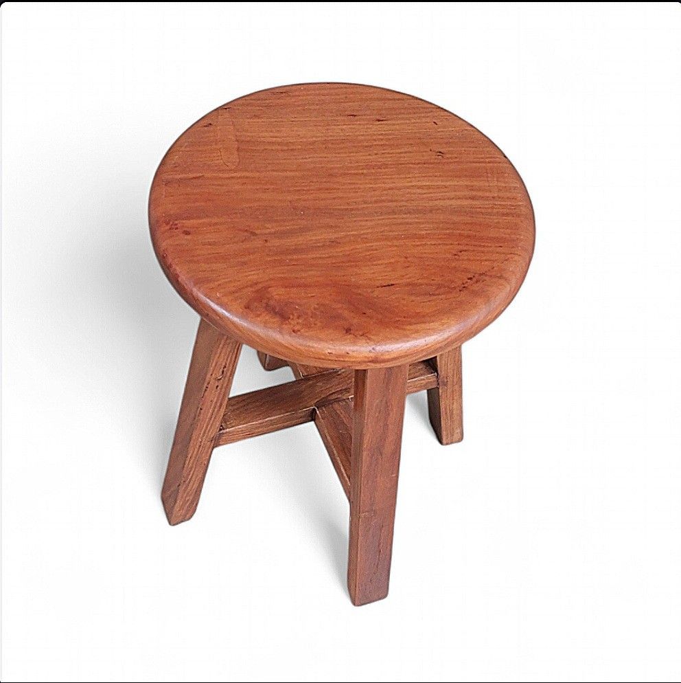 Vintage chair (Category: Chairs) located in Manila. Submitted by nvodega (Listing ID 1325994728, Image 2). Description: The chair of our ancestors. Made out of our national tree. The beautiful narra wood and its amazing grains. Ideal for interior or exterior display or simply as a chair. :).