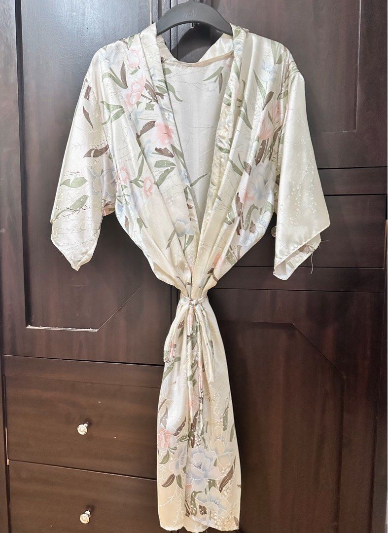 White Dress with Free Robe (Category: Dresses) located in Manila. Submitted by hapishopee (Listing ID 1326139028, Image 2). Description: White Fiora Dress from WhoopyClothing (Instagram) with free Robe. This can fit medium to semi large.