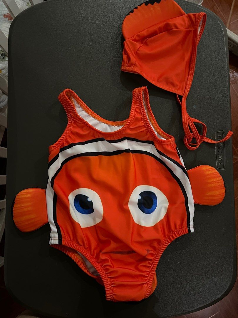 2pcs baby swimwear (Category: Babies & Kids Fashion) located in Antipolo. Submitted by ljanedp (Listing ID 1326187591, Image 2). Description: 2 pcs baby swimwear Fits 9months to 3 yrs Once lang nagamit (green) Never used (orange) Last price already Location: Antipolo.