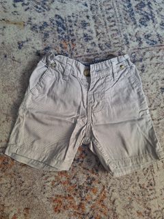 (Kategori: ) berada di . Dikirim oleh declutteringbymar (ID iklan 1326252495, Gambar 1). Deskripsi: .
