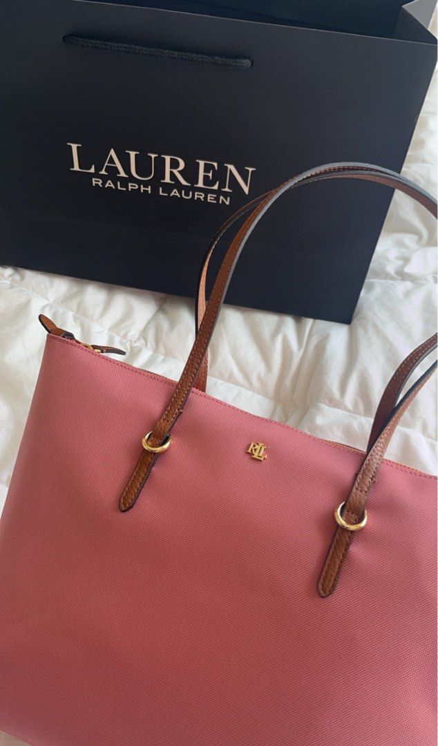 (62% OFF) Ralph Lauren tote bag Pink (Category: Bags & Wallets) located in Singapore. Submitted by he3therx (Listing ID 1326186507, Image 1). Description: Used a few times with care The perfect quiet luxury tote bag has blusher stains inside but not obvious Bought for $289 , selling at 62% OFF With box or without ( up to you ) PM for current condition .