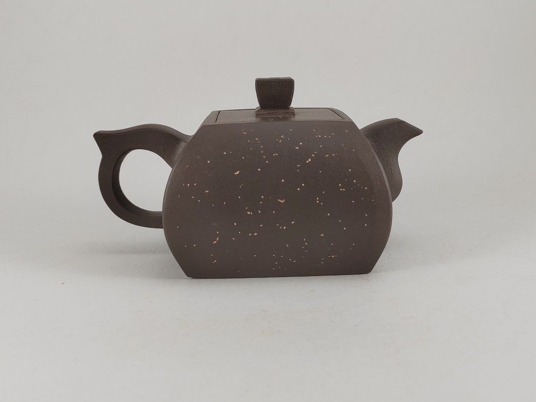 四方壶一厂老紫泥150cc紫砂壶YiXing Zisha Teapot Teko, Furniture & Home Living,  Kitchenware & Tableware, Coffee & Tea Tableware on Carousell