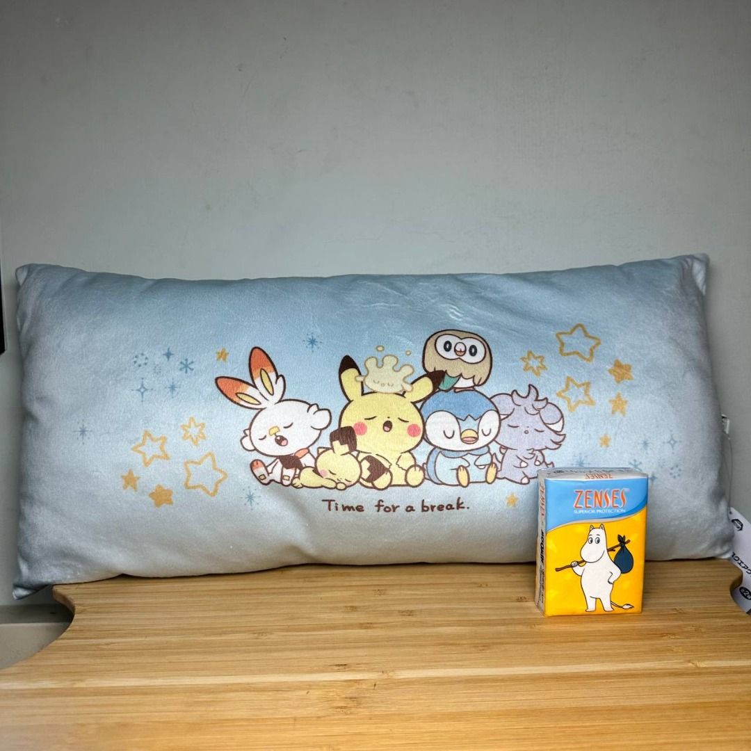 全新 日本 正版 Pokemon Peaceful Place 抱枕 小枕頭 Cushion 淺藍色款, 傢俬＆家居, 家居裝飾, 咕𠱸 ...