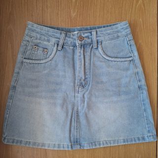 （分類：）位於 。 由 t.yan_store 提交（商品編號 1326171909，圖片 1）。簡介： 。