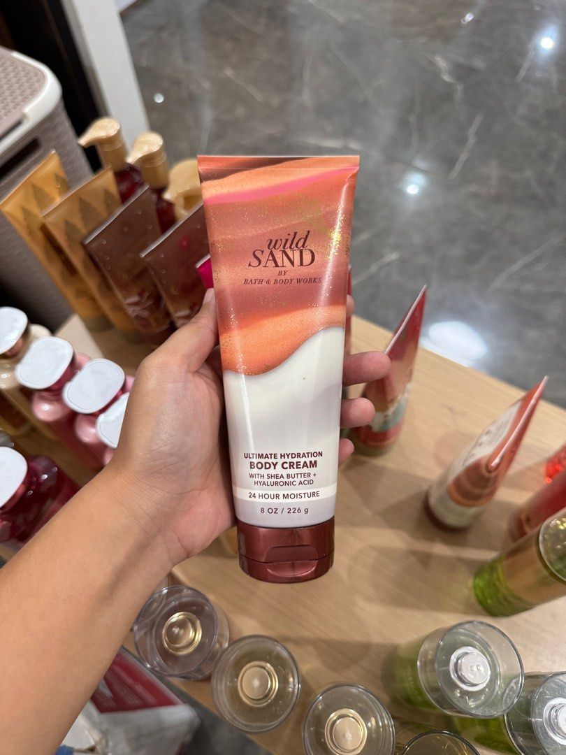 Bath and Body Works Body Cream (Category: Body Care) located in Quezon City. Submitted by preciousk (Listing ID 1326215715, Image 2). Description: available scents: Golden Berry Mistletoe- 2 Jolly Gingerbread Village - 2 Twisted peppermint - 2 Bright Christmas Morning - 2 Wild Sand - 2 .