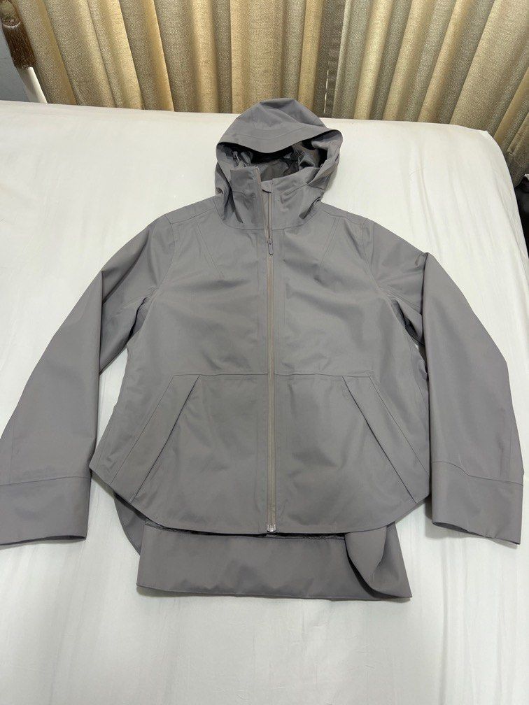 Everyday getaway jacket lululemon top