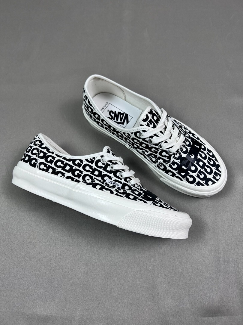 CDG x Vans Authentic Og Lx