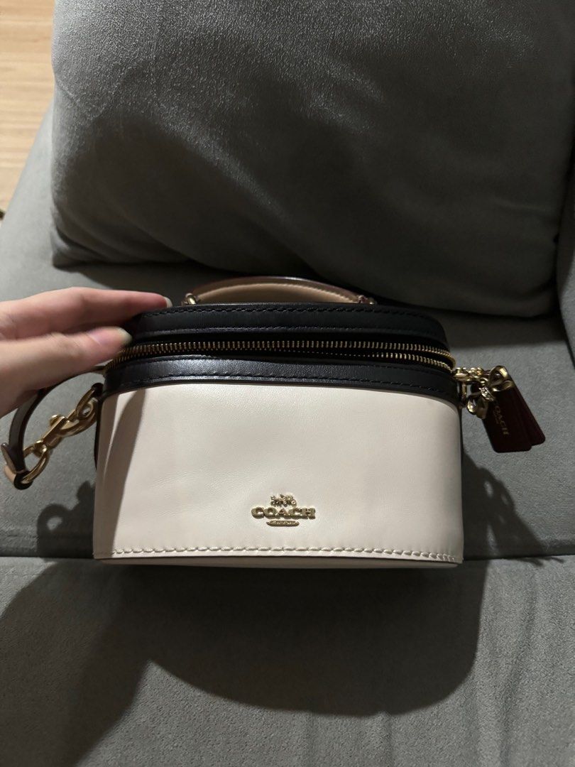 Harga tas coach x selena gomez store