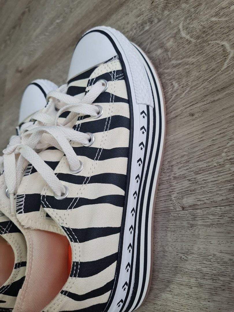 Ladies silver converse size 6 clearance